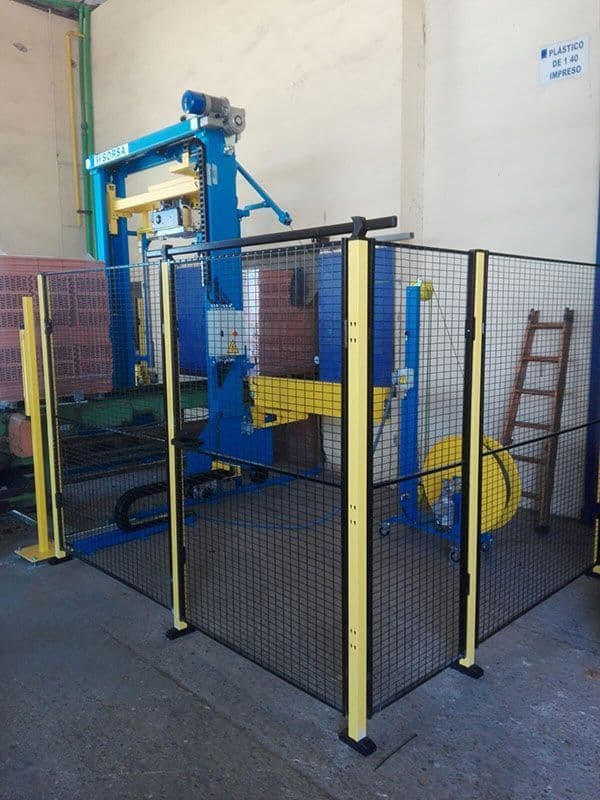 INSTALACIONES FLEJADO AUTOMÁTICO FLAJADO VERTICAL DE CABEZAL ARRIBA SORSA PI-800-LD