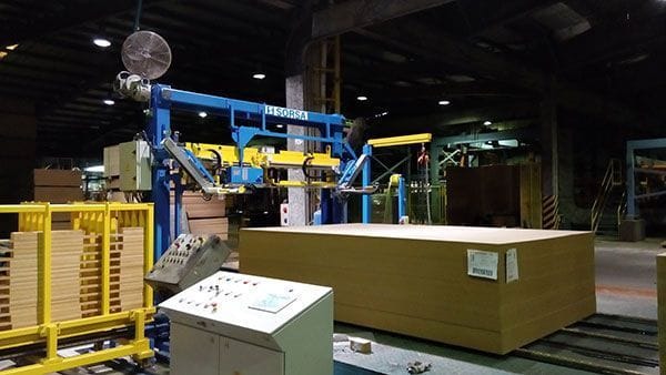 INSTALACIONES FLEJADO AUTOMÁTICO FLAJADO VERTICAL DE CABEZAL ARRIBA SORSA PI-800-TI