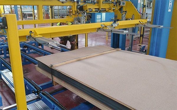 INSTALACIONES FLEJADO AUTOMÁTICO FLAJADO VERTICAL DE CABEZAL ARRIBA SORSA PI-800-TI