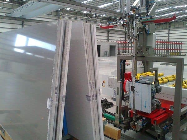 INSTALACIONES FLEJADO AUTOMÁTICO FLAJADO VERTICAL DE CABEZAL LATERAL SORSA PV-600L