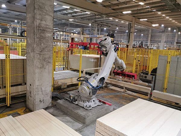 INSTALACIONES FLEJADO AUTOMÁTICO FLAJADO VERTICAL DE CABEZAL ARRIBA SORSA PI-800-TI
