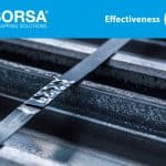 Cabezal de flejado automático de Sorsa aplicando soldadura TIG en fleje de acero industrial. 1