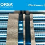 Cabezal de flejado automático de Sorsa aplicando soldadura TIG en fleje de acero industrial.